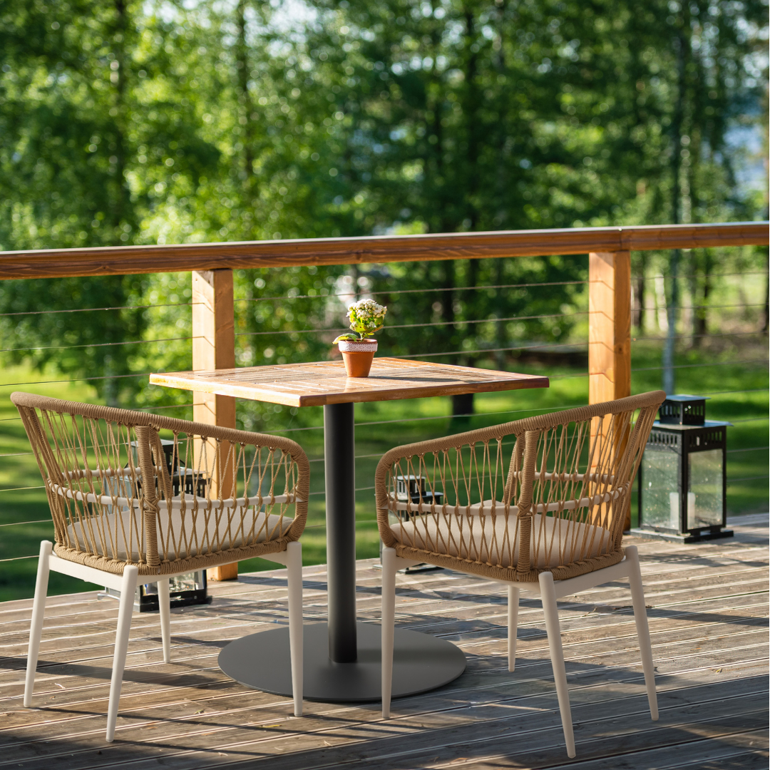 Muebles de exterior para balcones y terrazas pequeñas