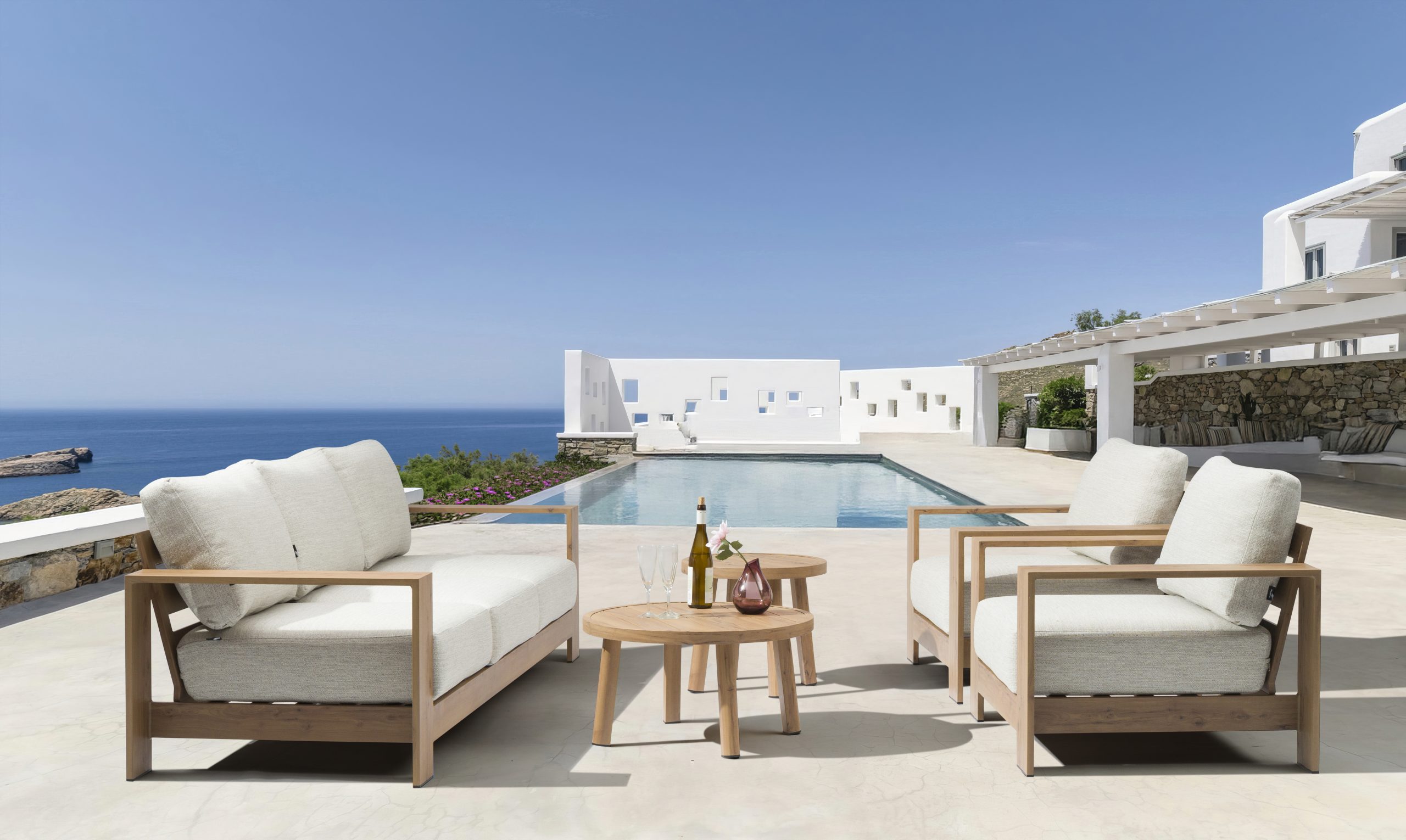 Muebles y decaoración para terraza inspirada en Ibizia